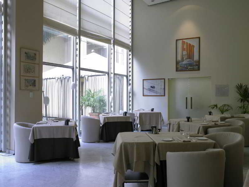 Nh Torino Lingotto Congress Hotel Exterior photo